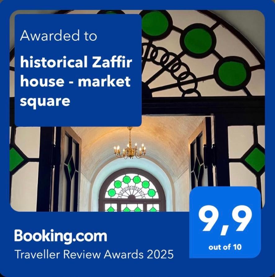 Historical Zaffir House - Market Square Левоча Экстерьер фото